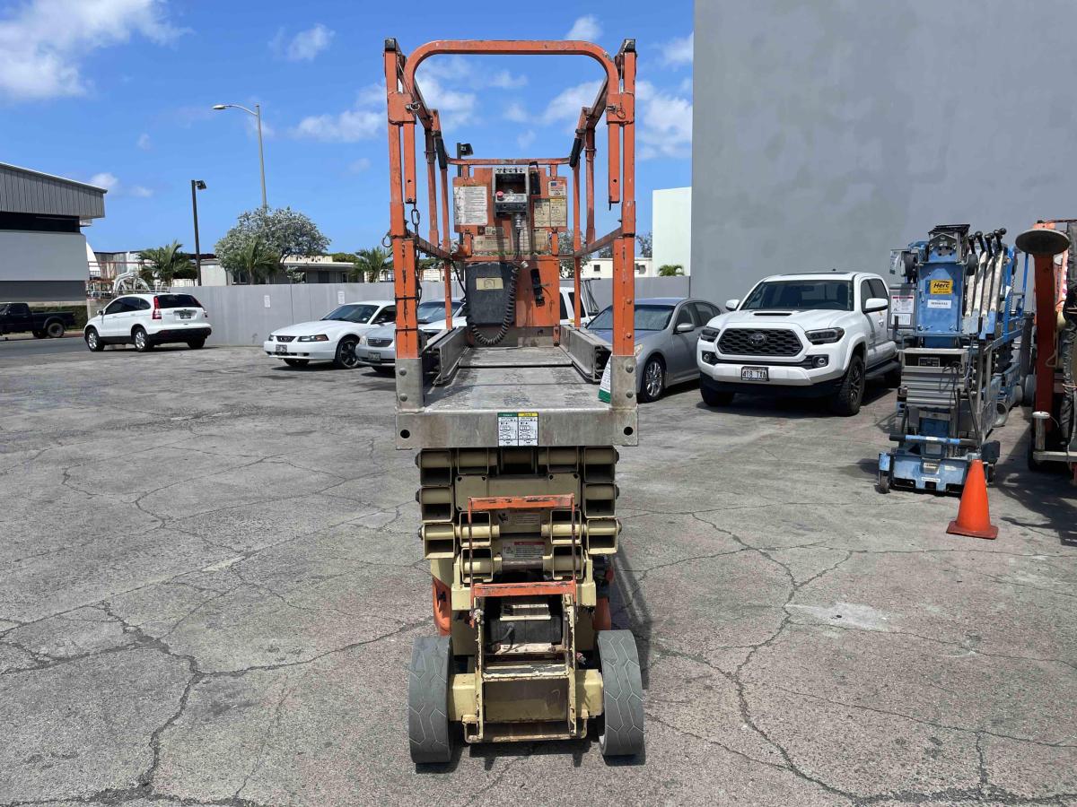 2012 JLG 2630ES