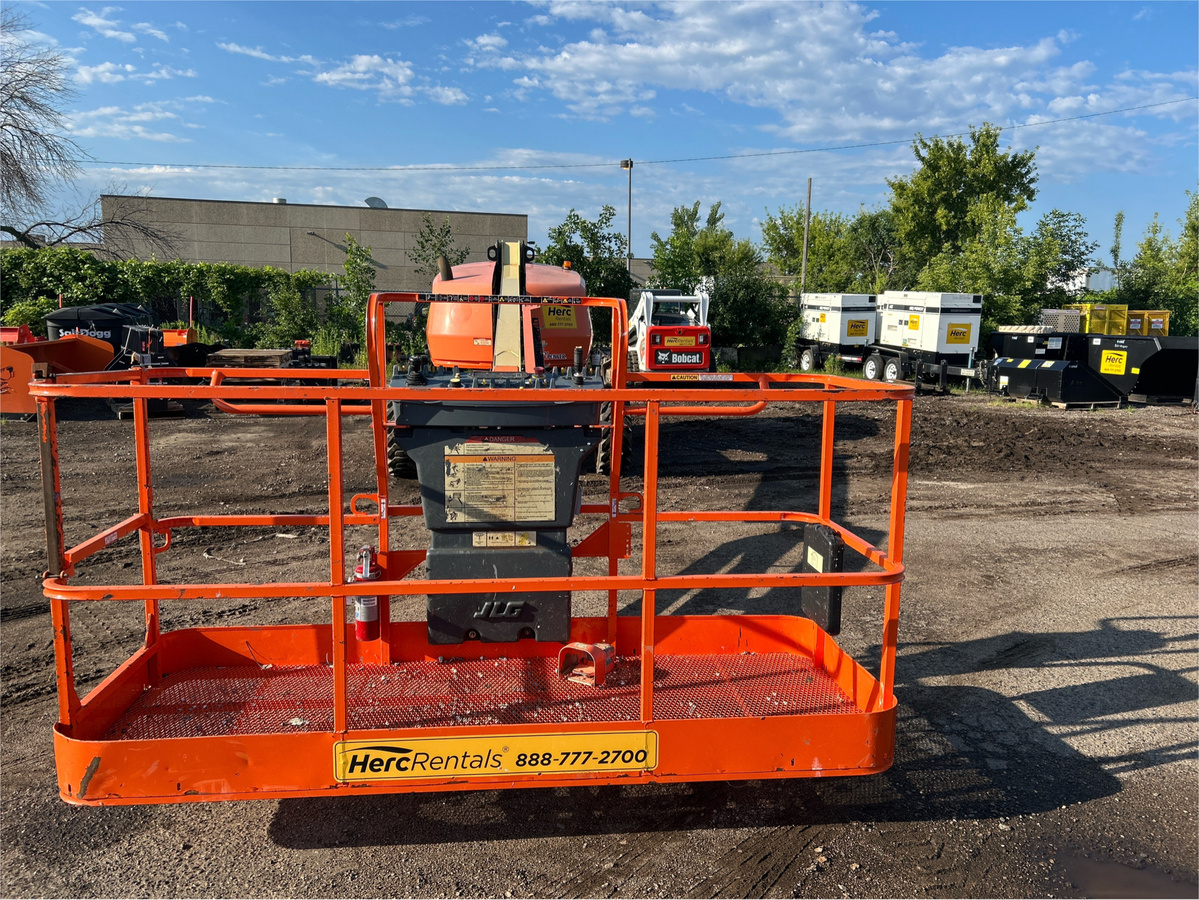 2020 JLG 460SJ-8