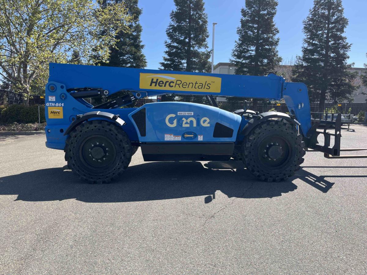 2018 Genie GTH 844-9