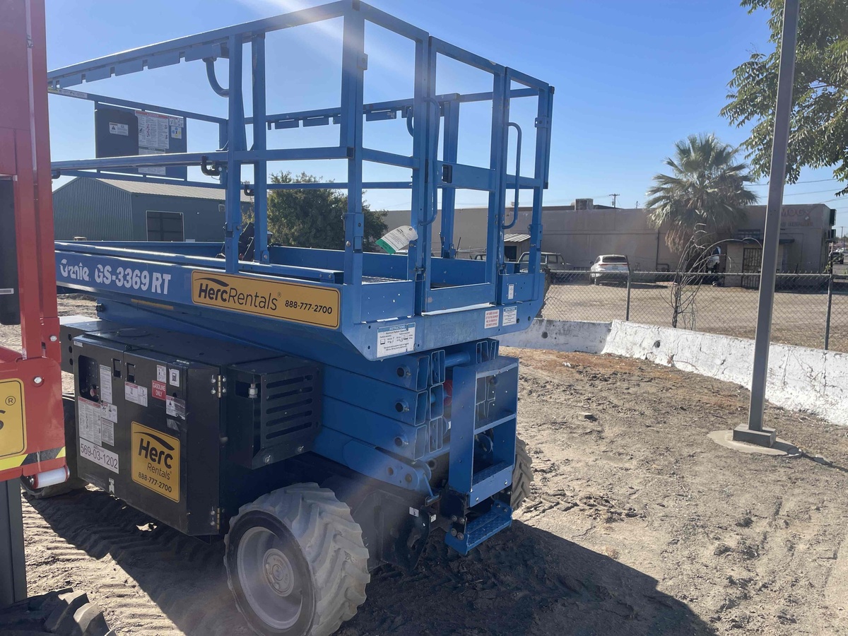 2018 Genie GS-3369 RT-3