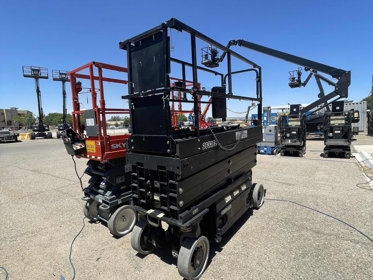 2019 JLG 2632ES