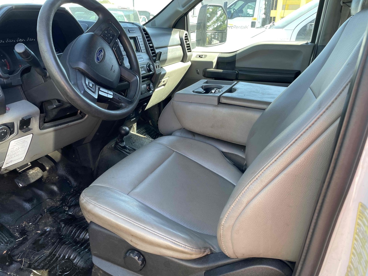 2018 Ford F550-6