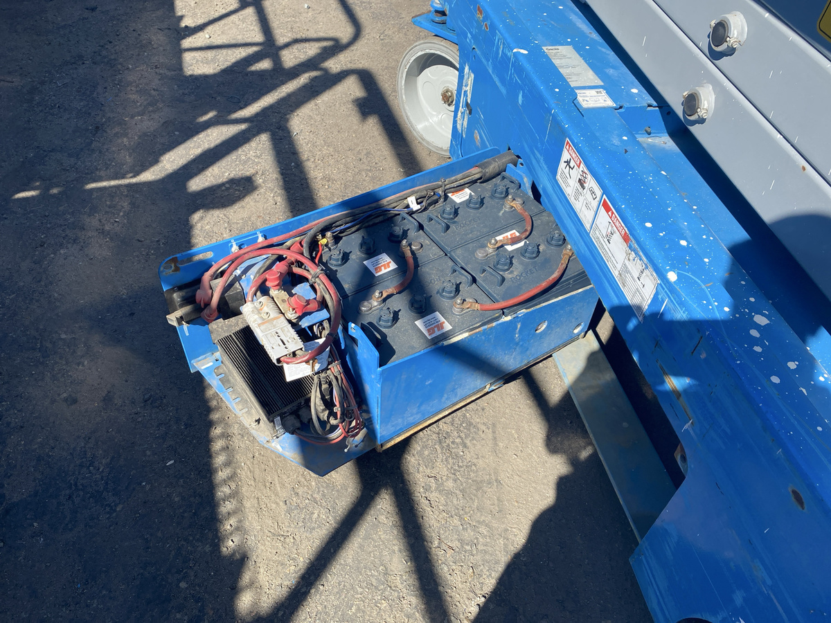 2018 Genie GS-3246-10