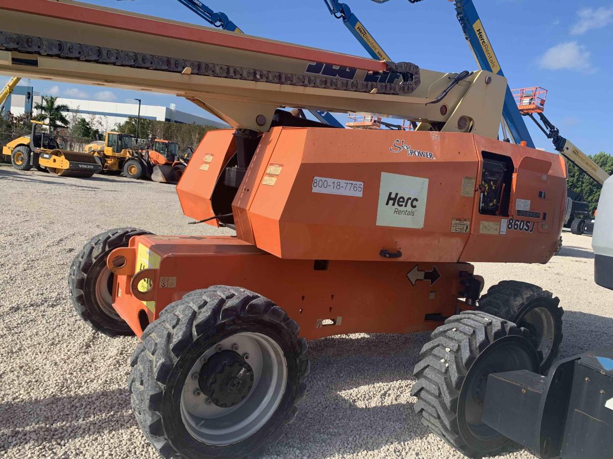 2017 JLG 860SJ