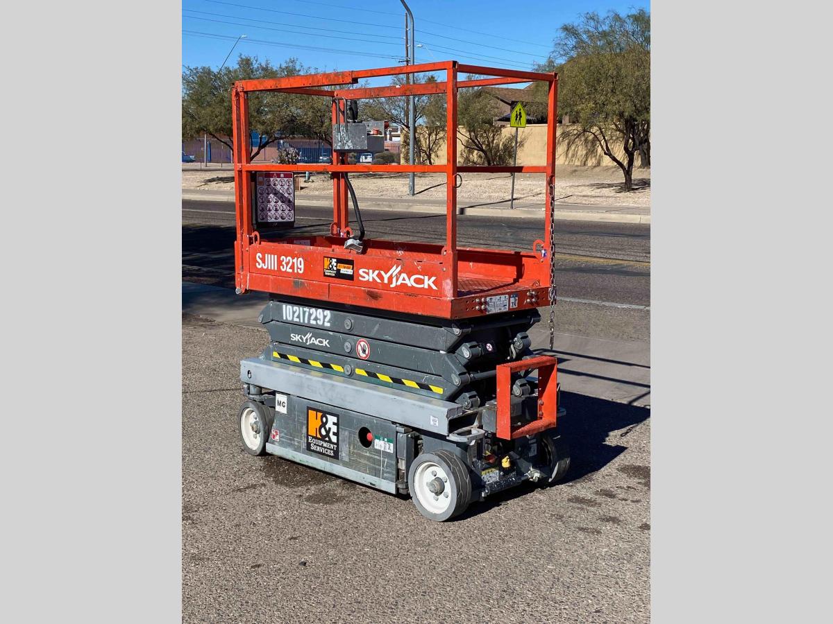 2017 Skyjack SJ3219
