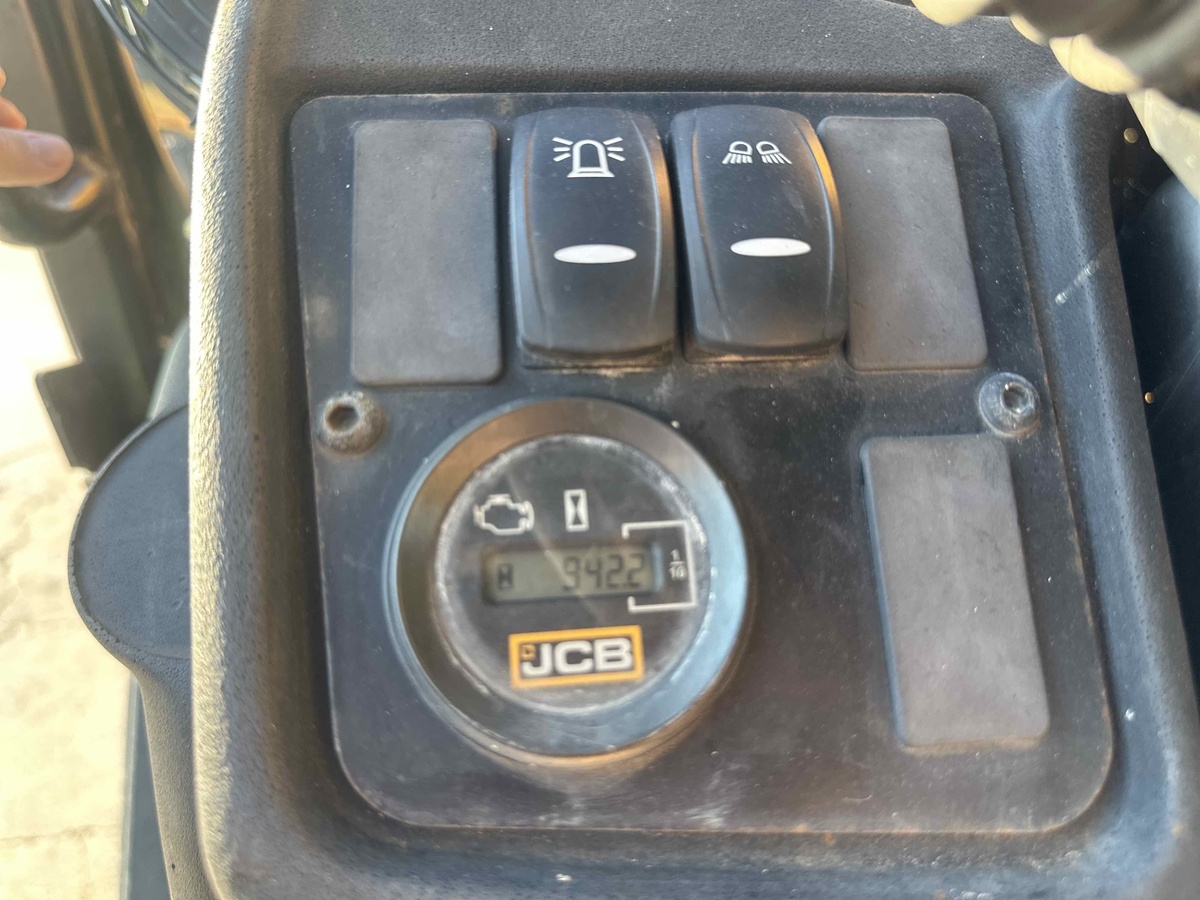 2022 JCB 507-42-6
