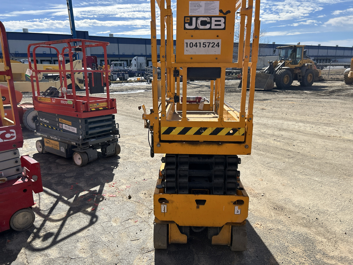 2023 JCB S1930E-3