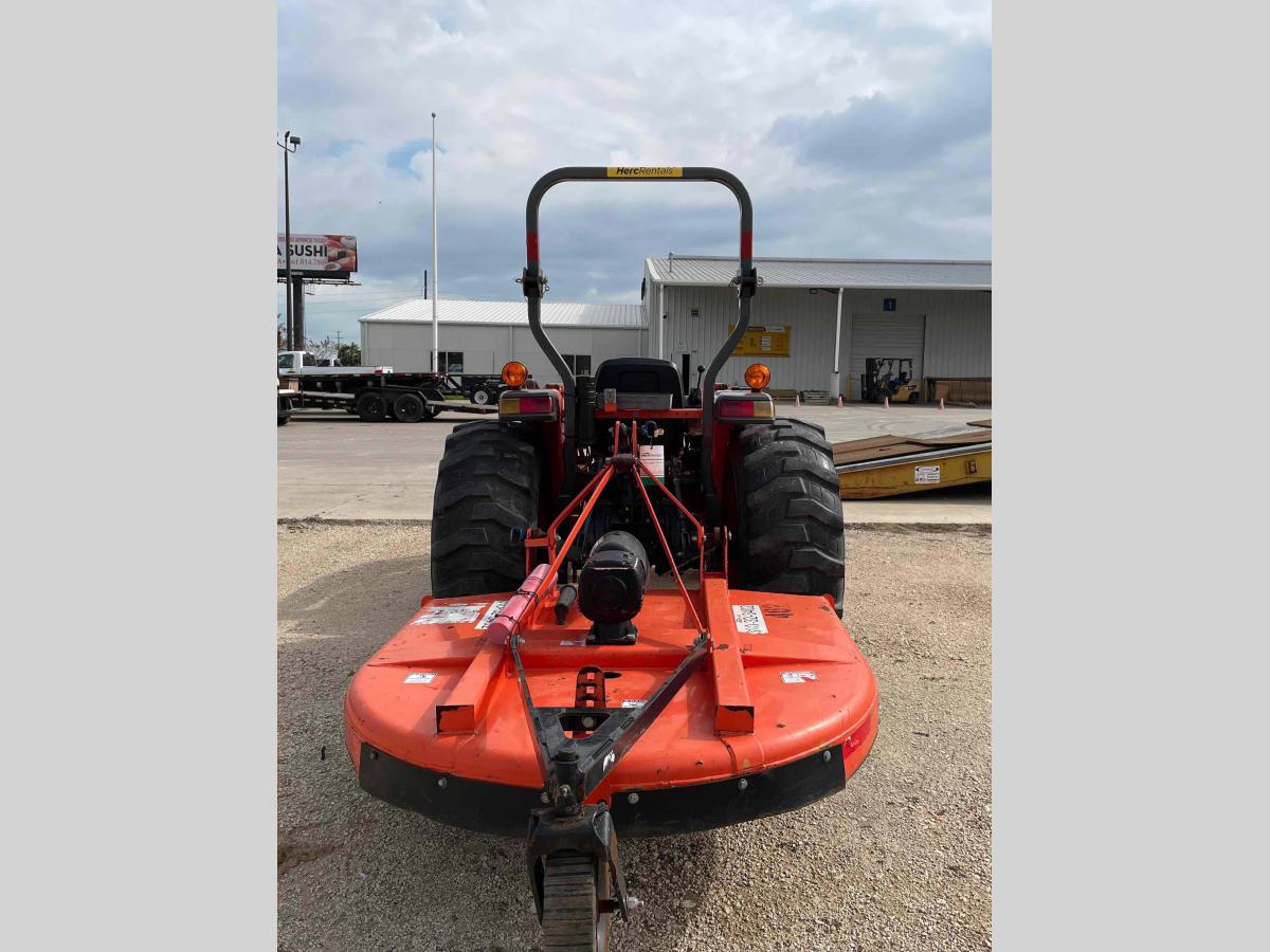 2016 Kubota L4701