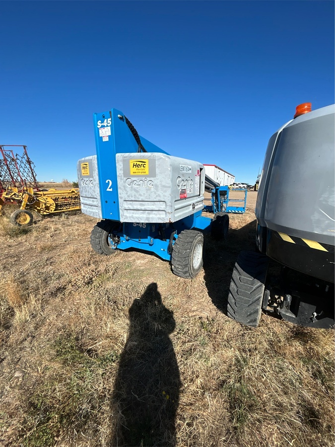 2017 Genie S-45-8