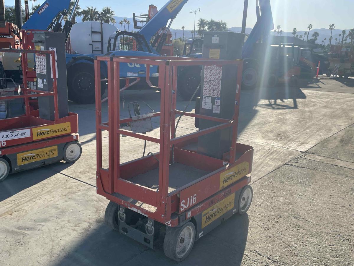 2019 Skyjack SJ16