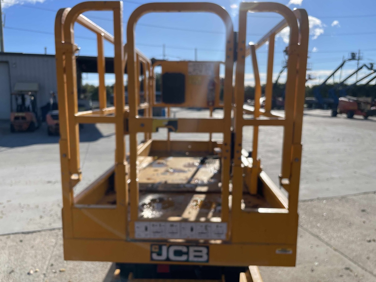 2023 JCB S3246E-3