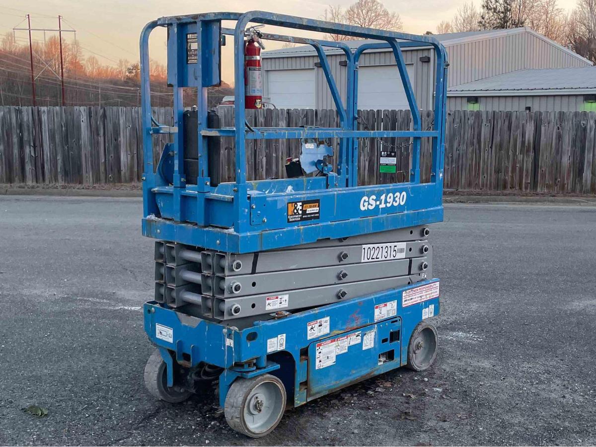 2017 Genie GS-1930
