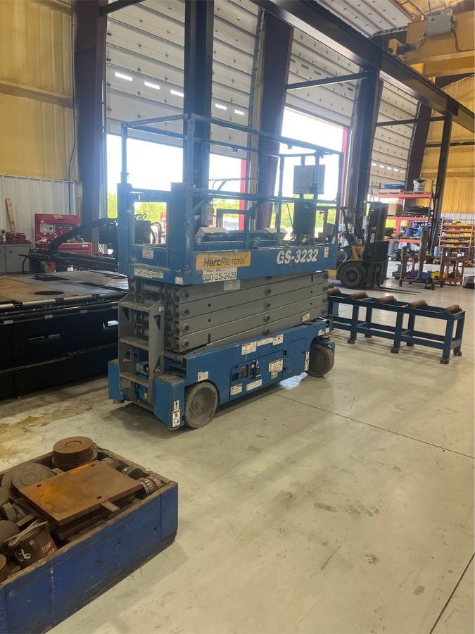 2019 Genie GS-3232-1