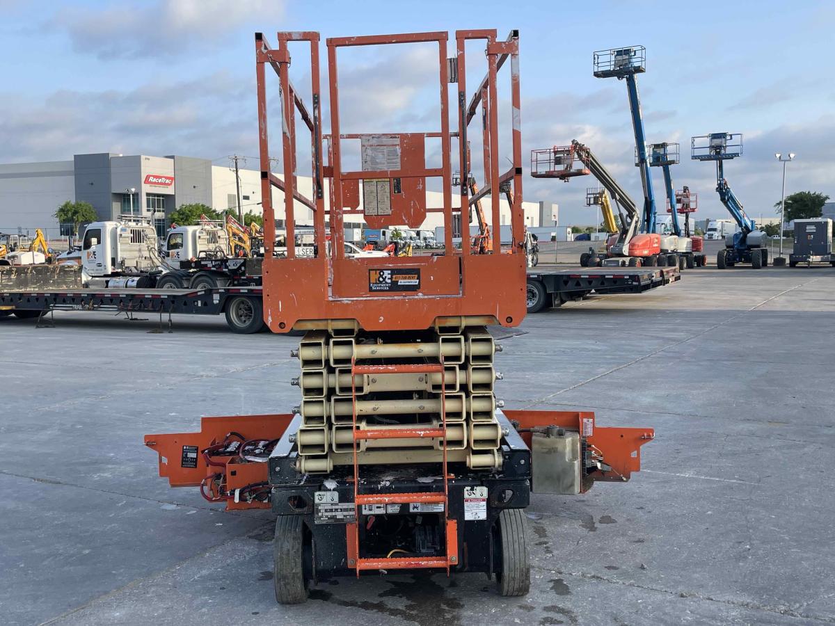 2018 JLG 4045R-3