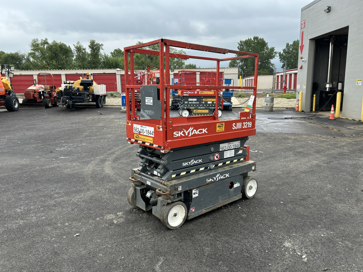 2019 Skyjack SJ3219