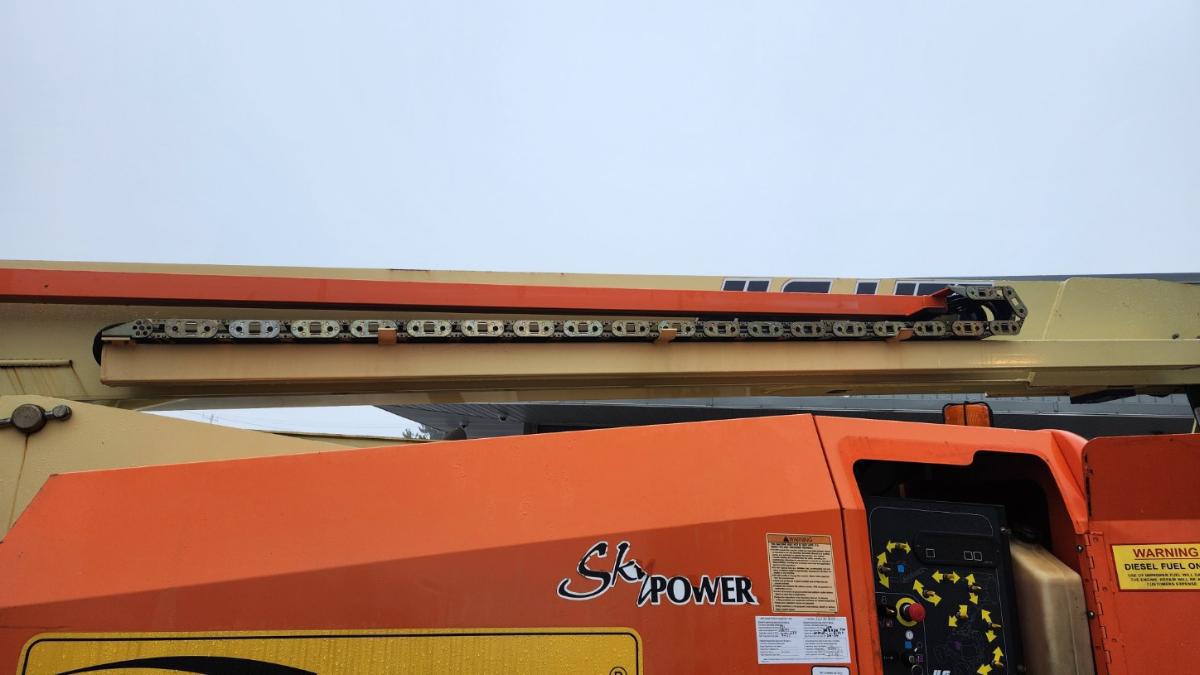 2015 JLG 800AJ