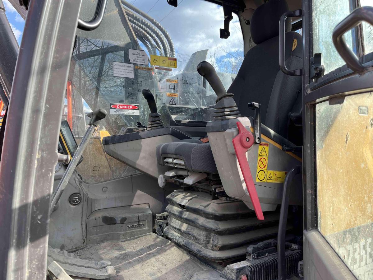2020 Volvo ECR235EL