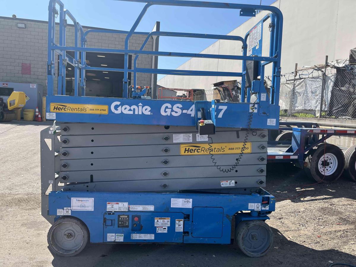2015 Genie GS-4047