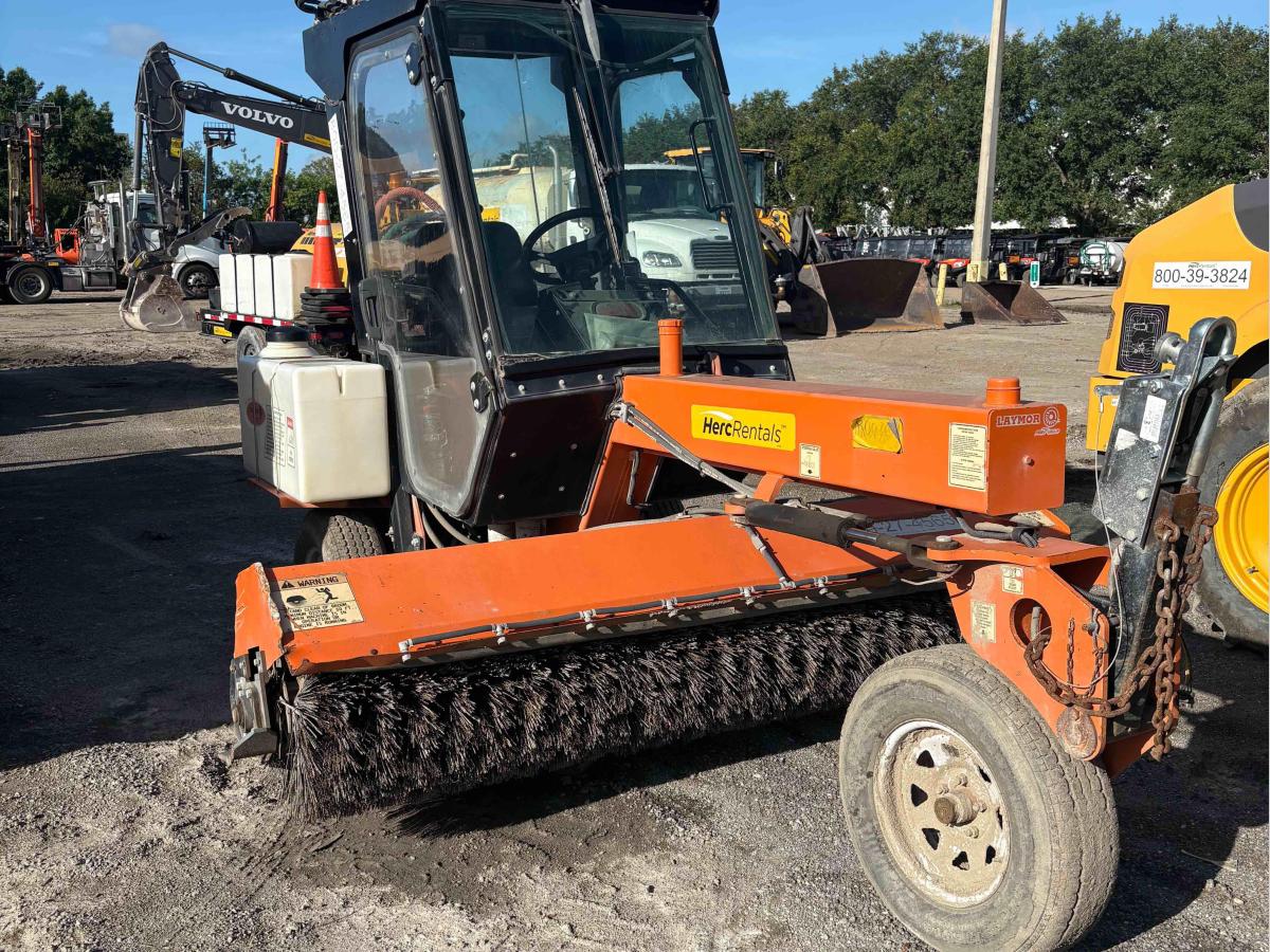 2020 LayMor SM300-2