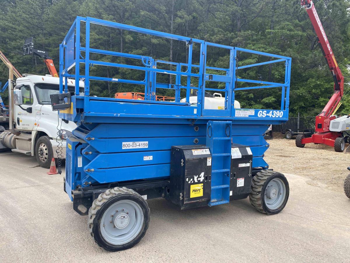 2014 Genie GS-4390 RT