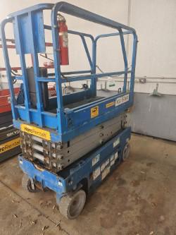 2018 Genie GS-1930