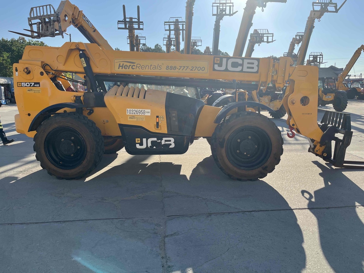 2021 JCB 507-42-7