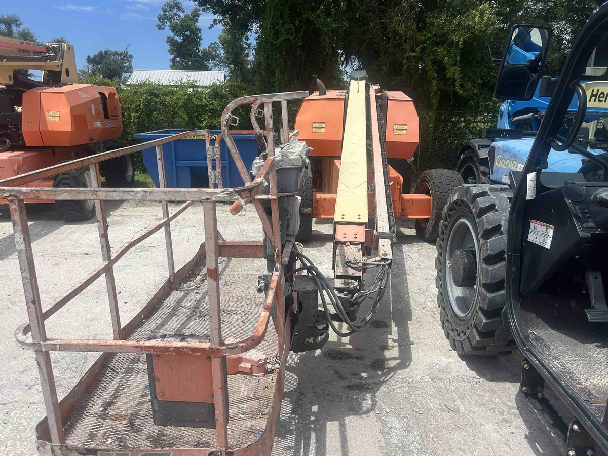 2017 JLG 600S-3