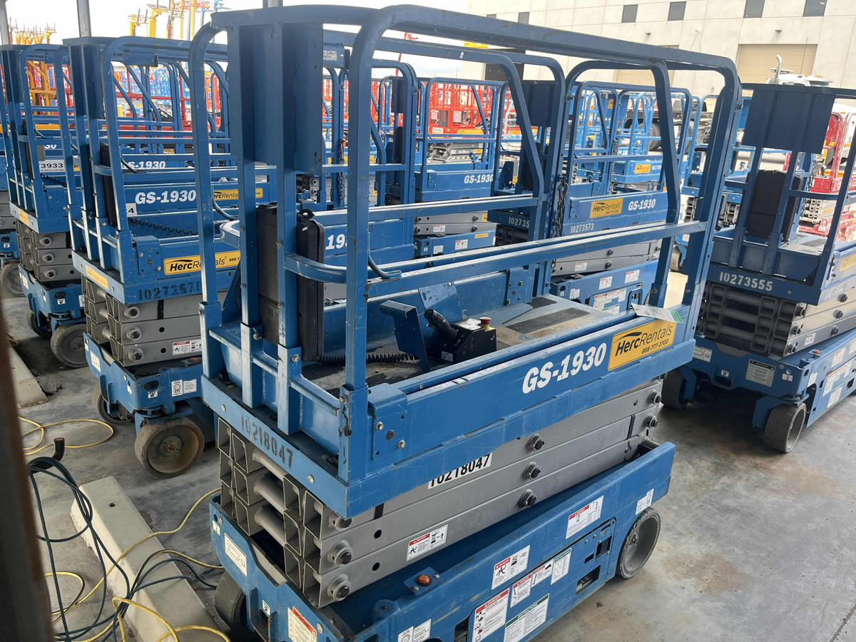 2017 Genie GS-1930-4
