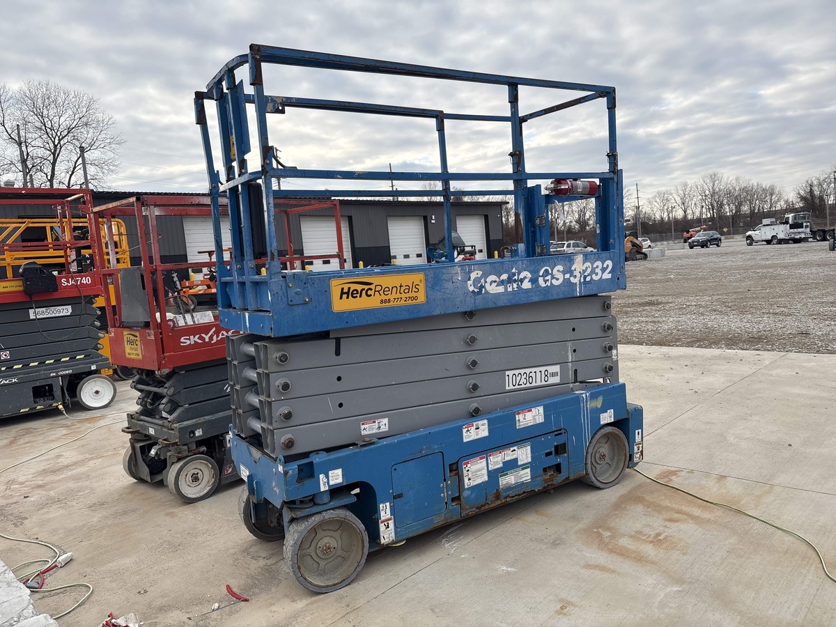 2018 Genie GS-3232-3