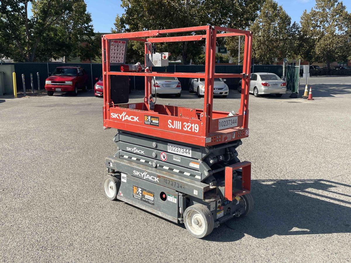 2018 Skyjack SJ3219