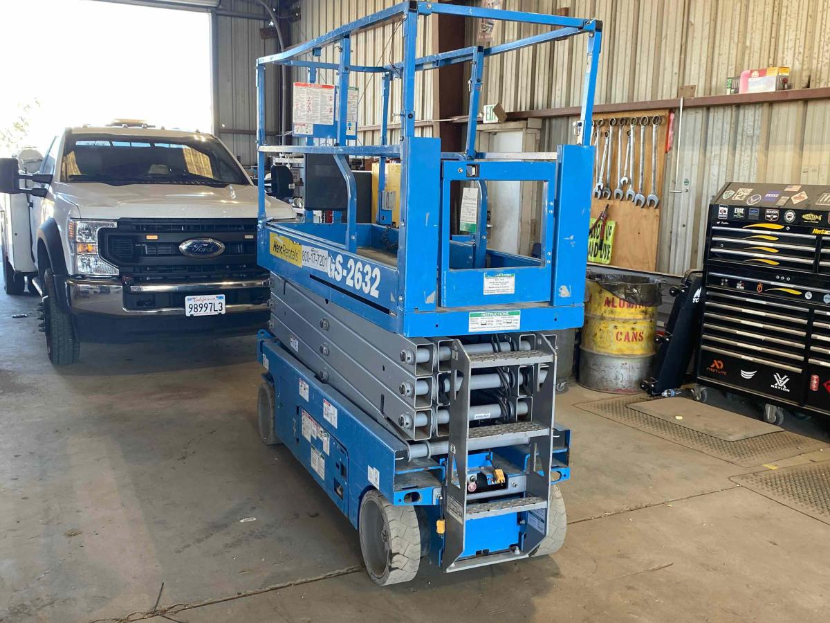 2017 Genie GS-2632
