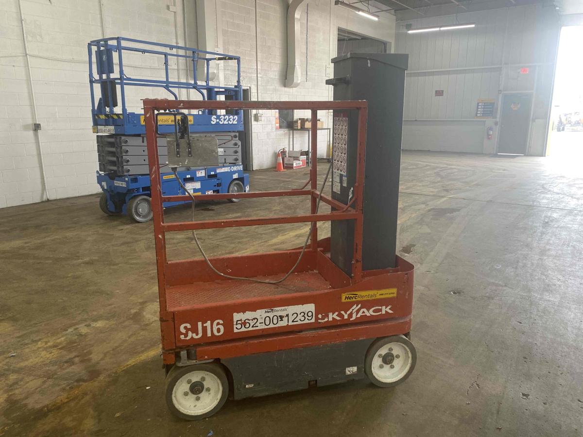 2016 Skyjack SJ16
