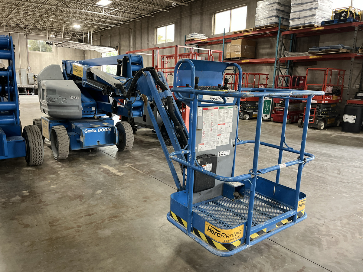 2011 Genie Z-40/23 N-4
