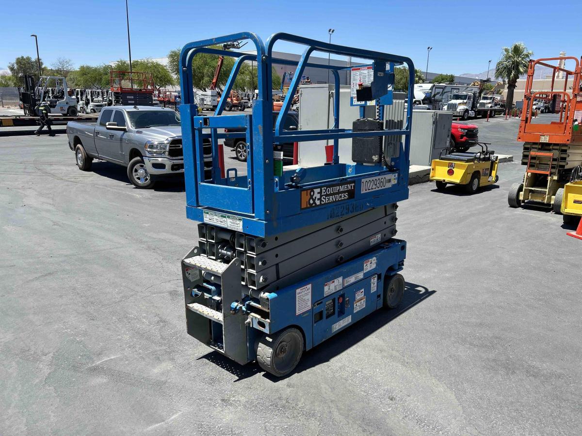 2017 Genie GS-1930