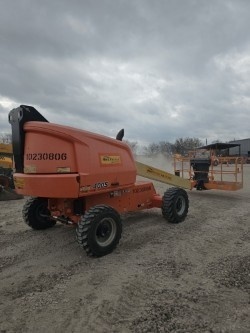 2017 JLG 400S-4