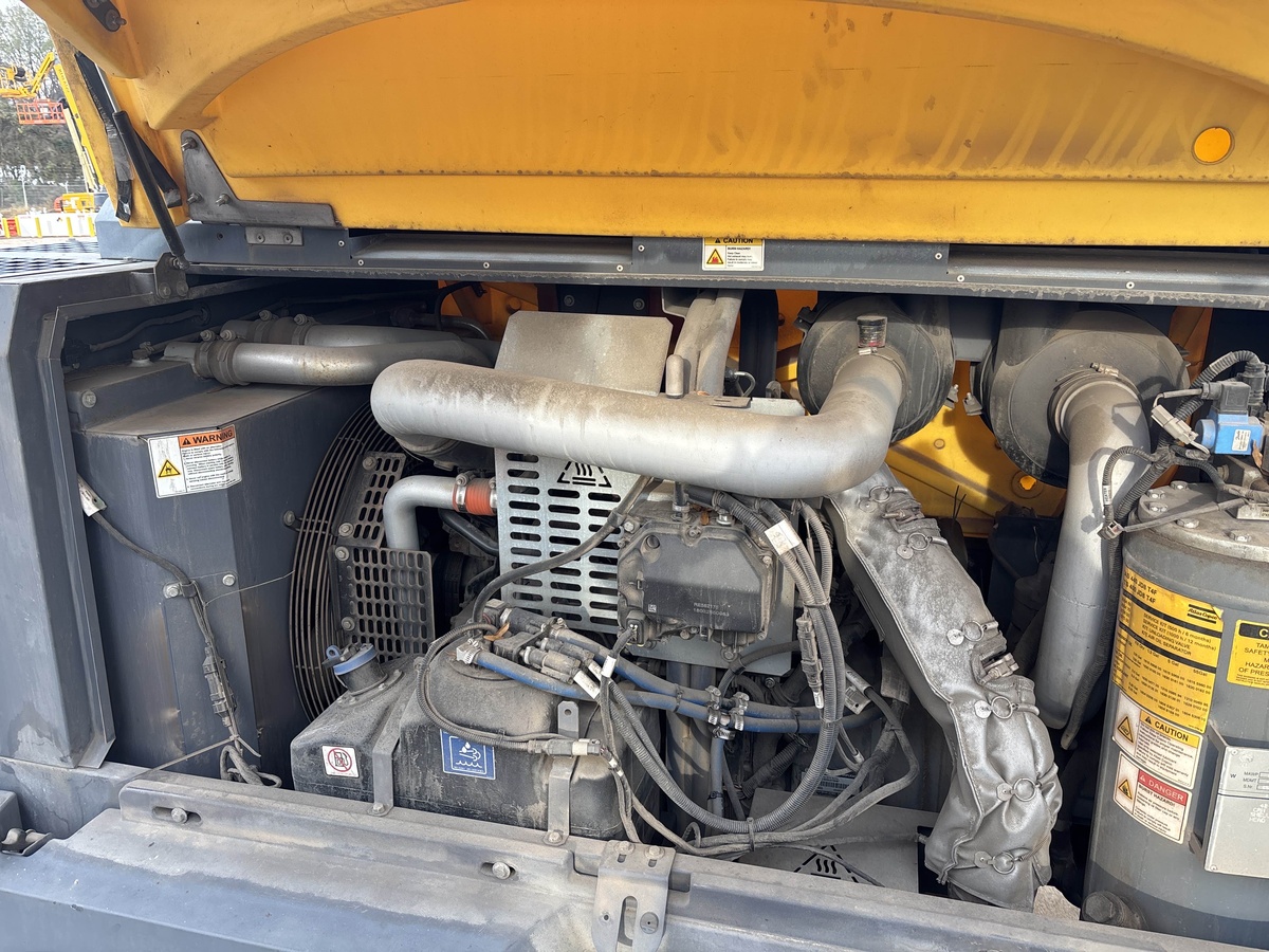 2018 Atlas Copco XATS400T4F-5