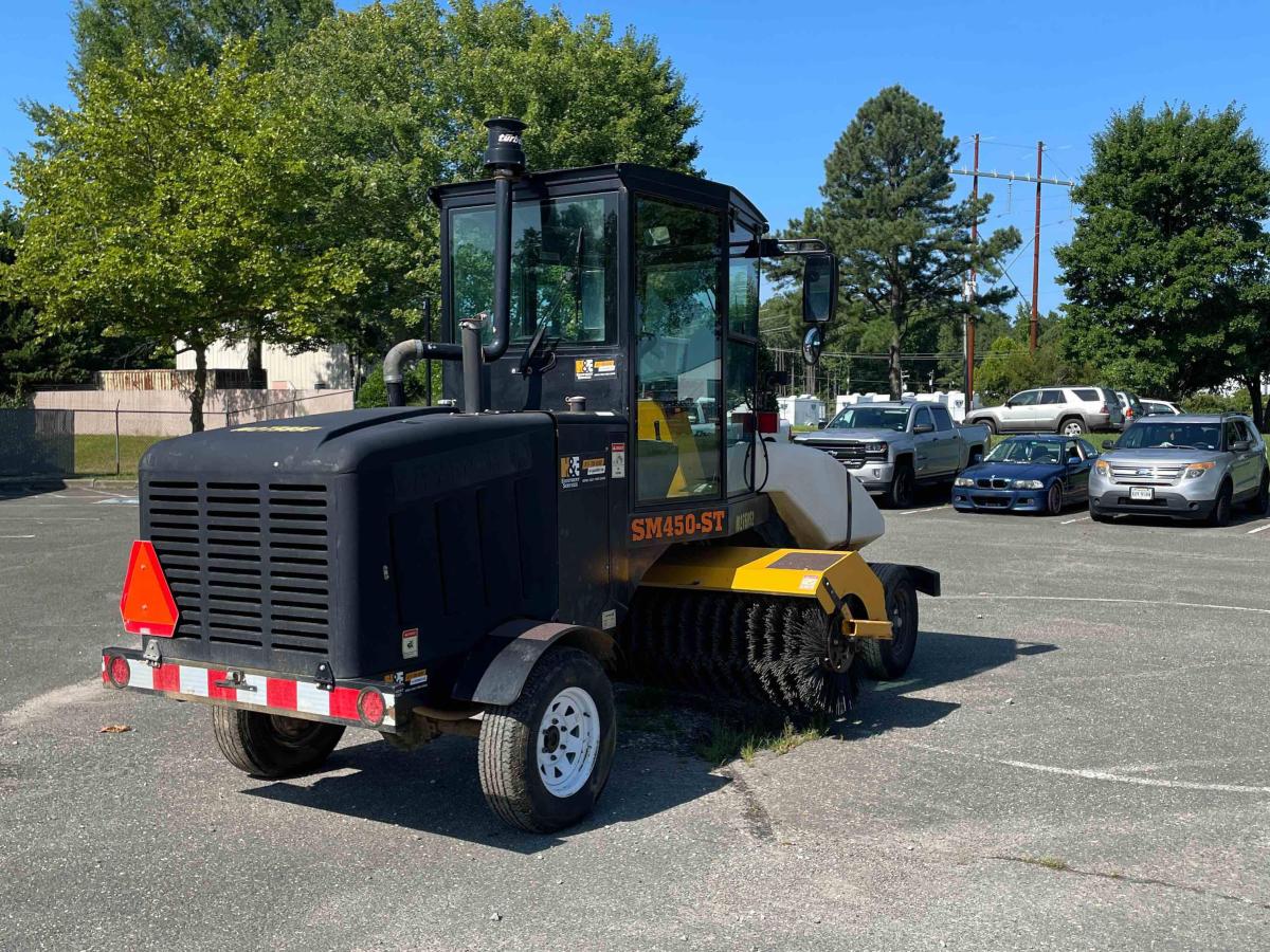 2019 LayMor SweepMaster 450-ST