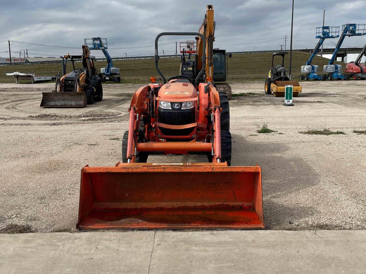 2016 Kubota L4701