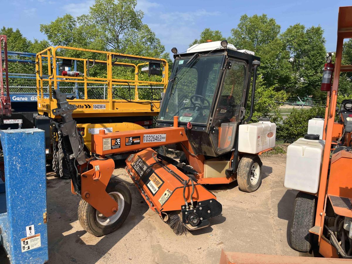 2021 LayMor SM300-1