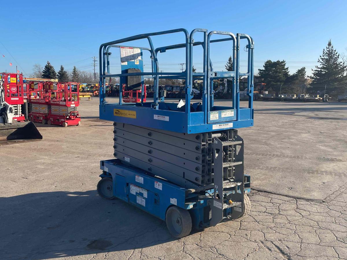 2016 Genie GS-4047