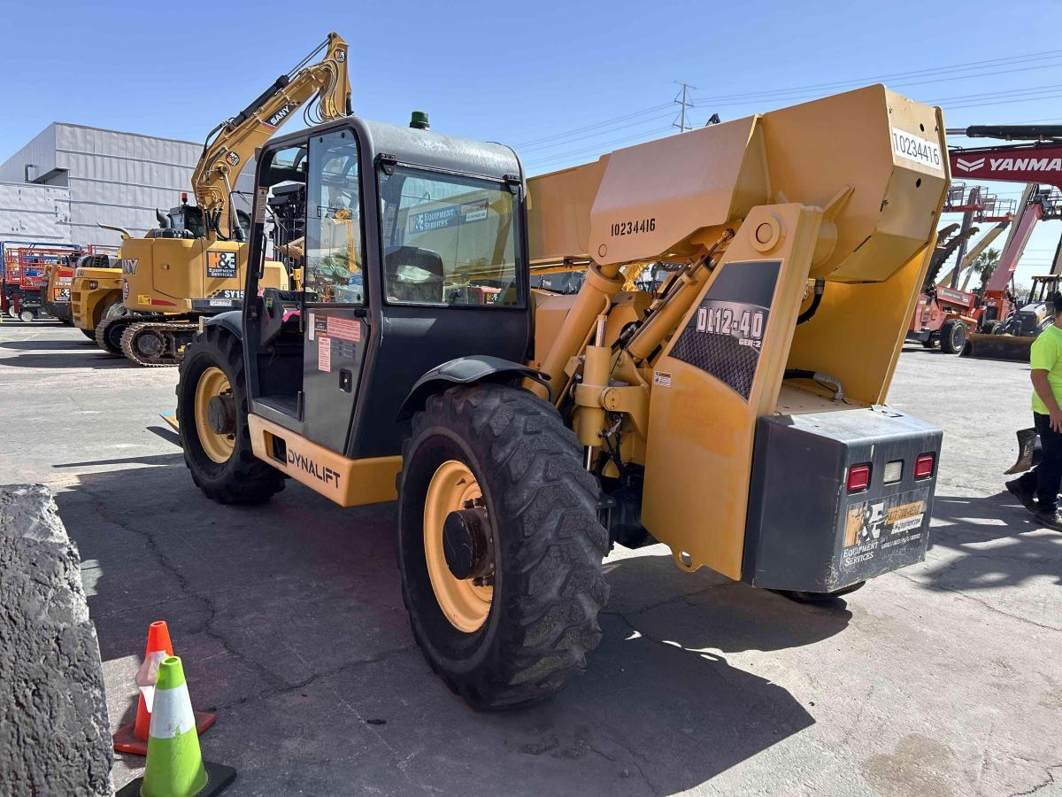 2018 Gehl DL12-40