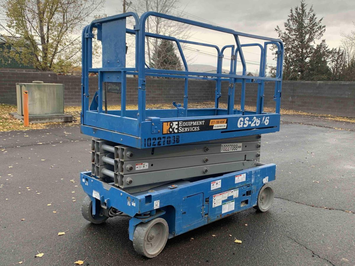 2017 Genie GS-2646