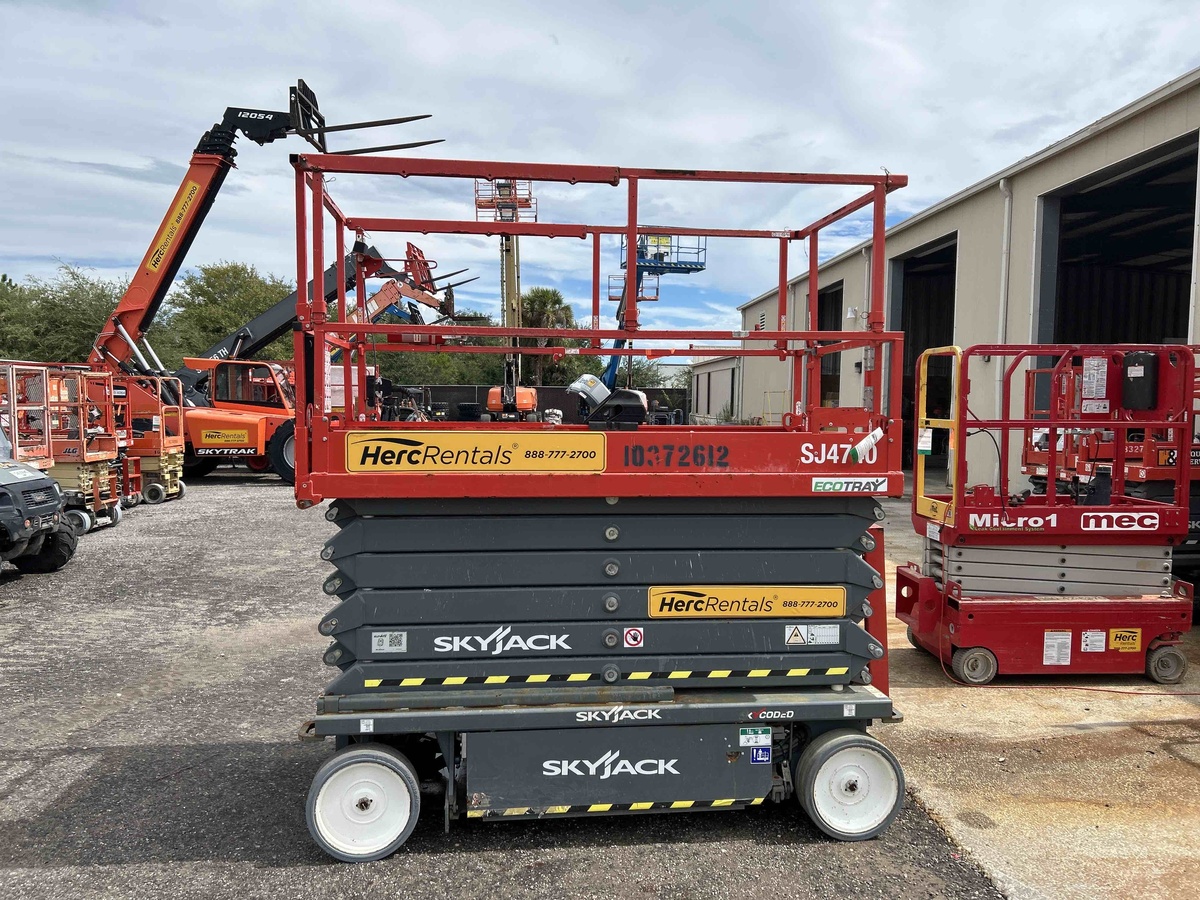 2022 Skyjack SJ4740-5