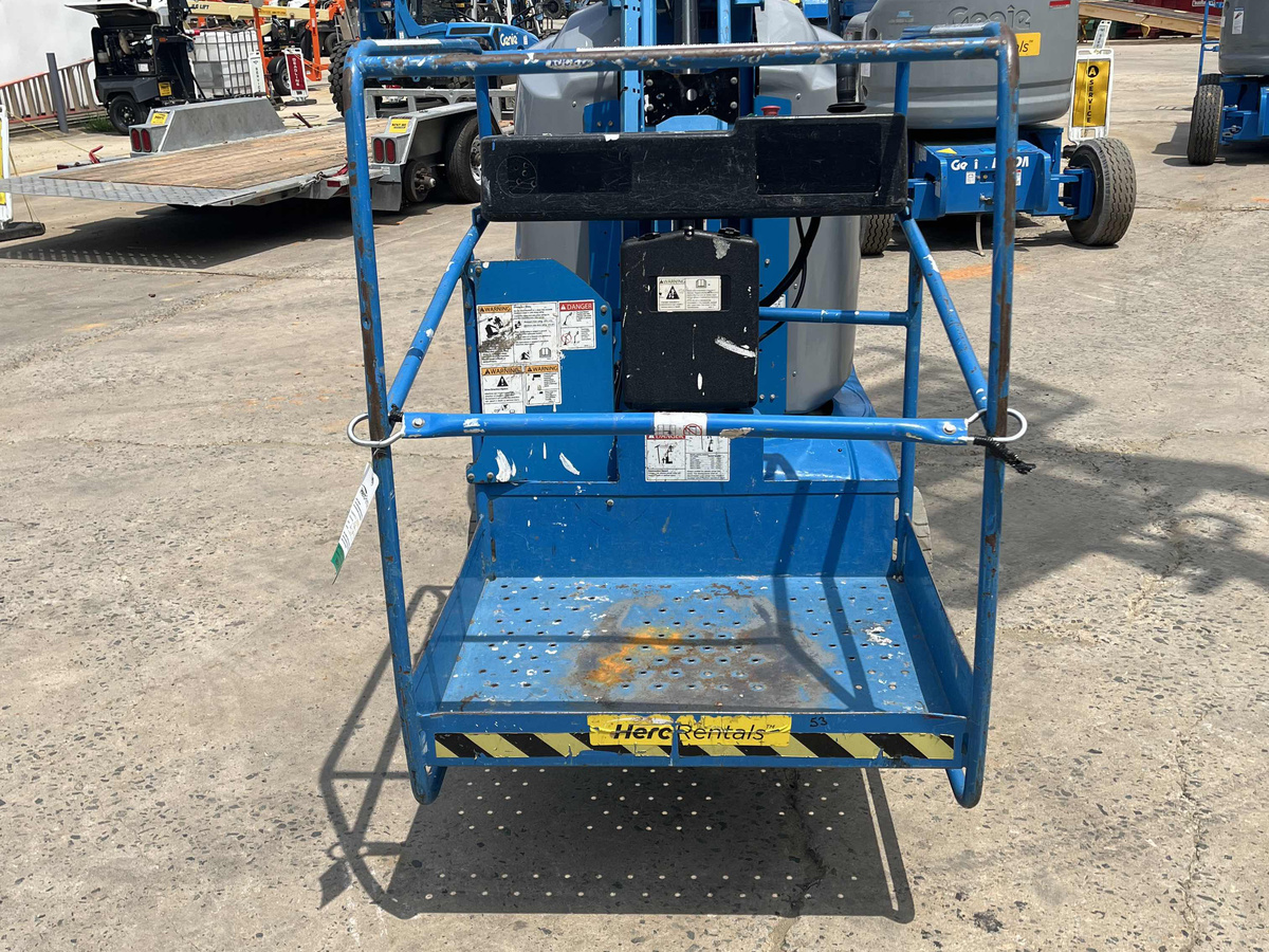 2018 Genie GR26J-4