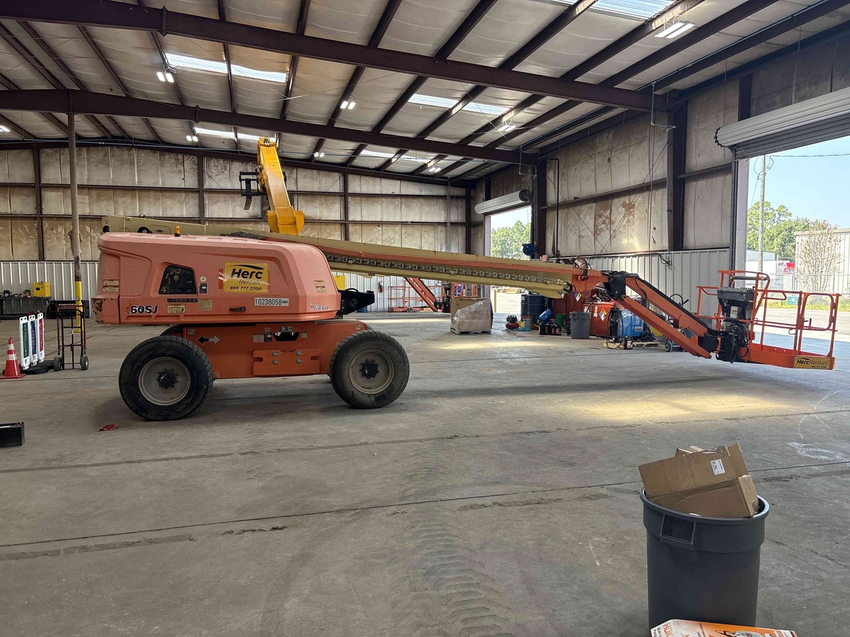 2018 JLG 660SJ-1