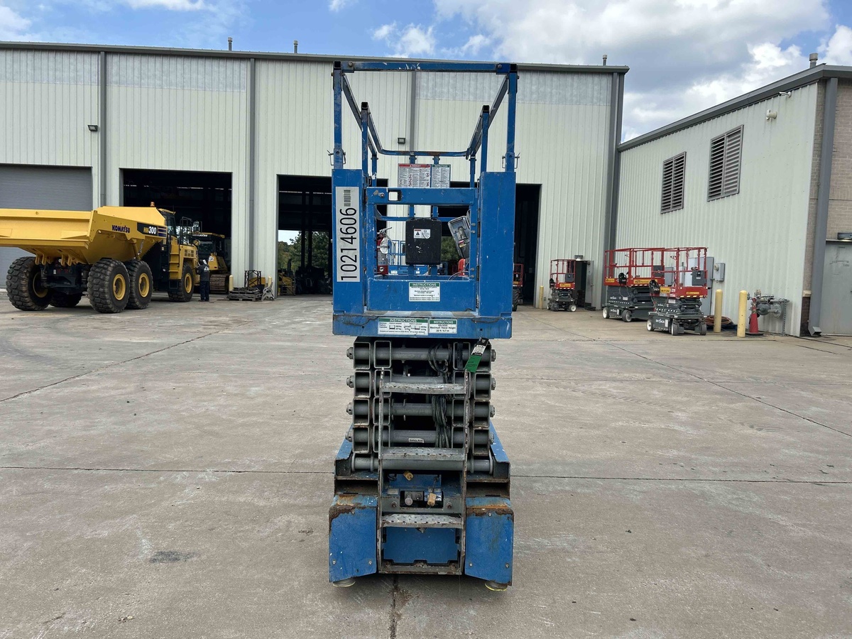 2017 Genie GS-3232-5