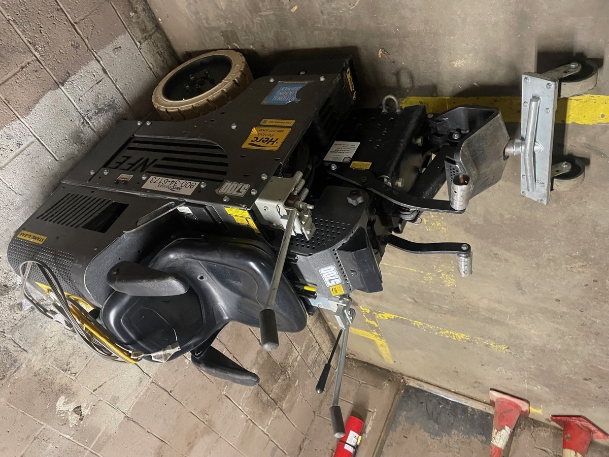 2021 National Flooring Equipment 5700-2