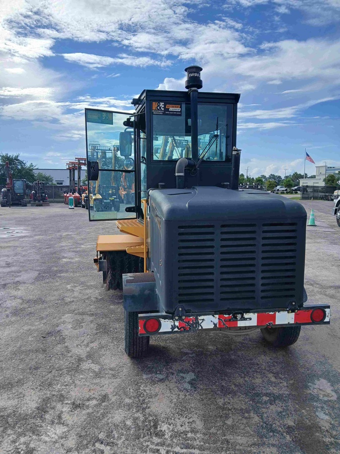 2019 LayMor SweepMaster 450-ST-9