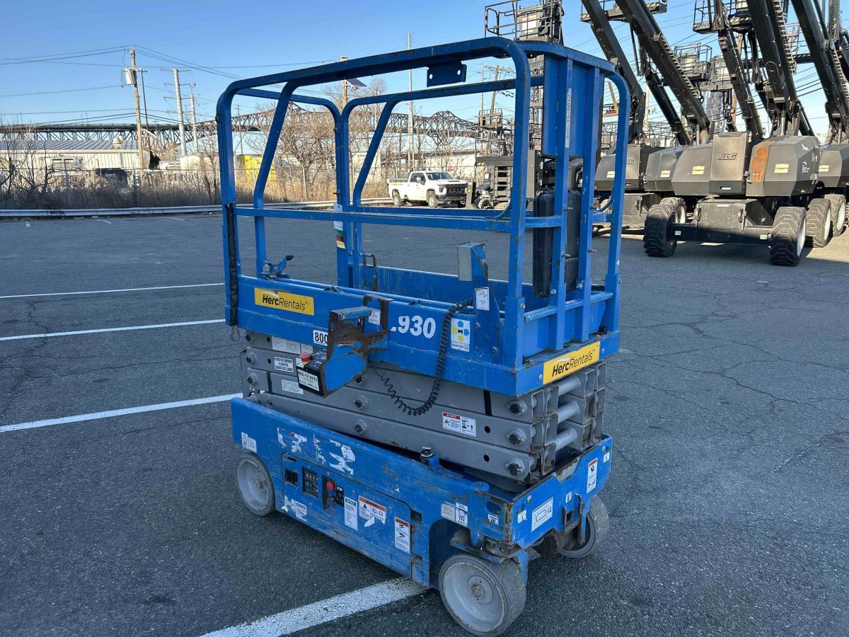 2017 Genie GS-1930