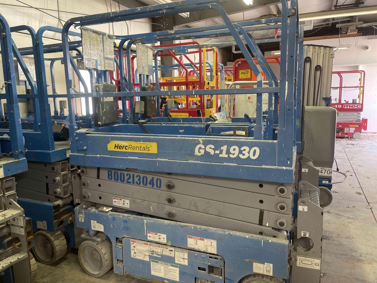 2018 Genie GS-1930